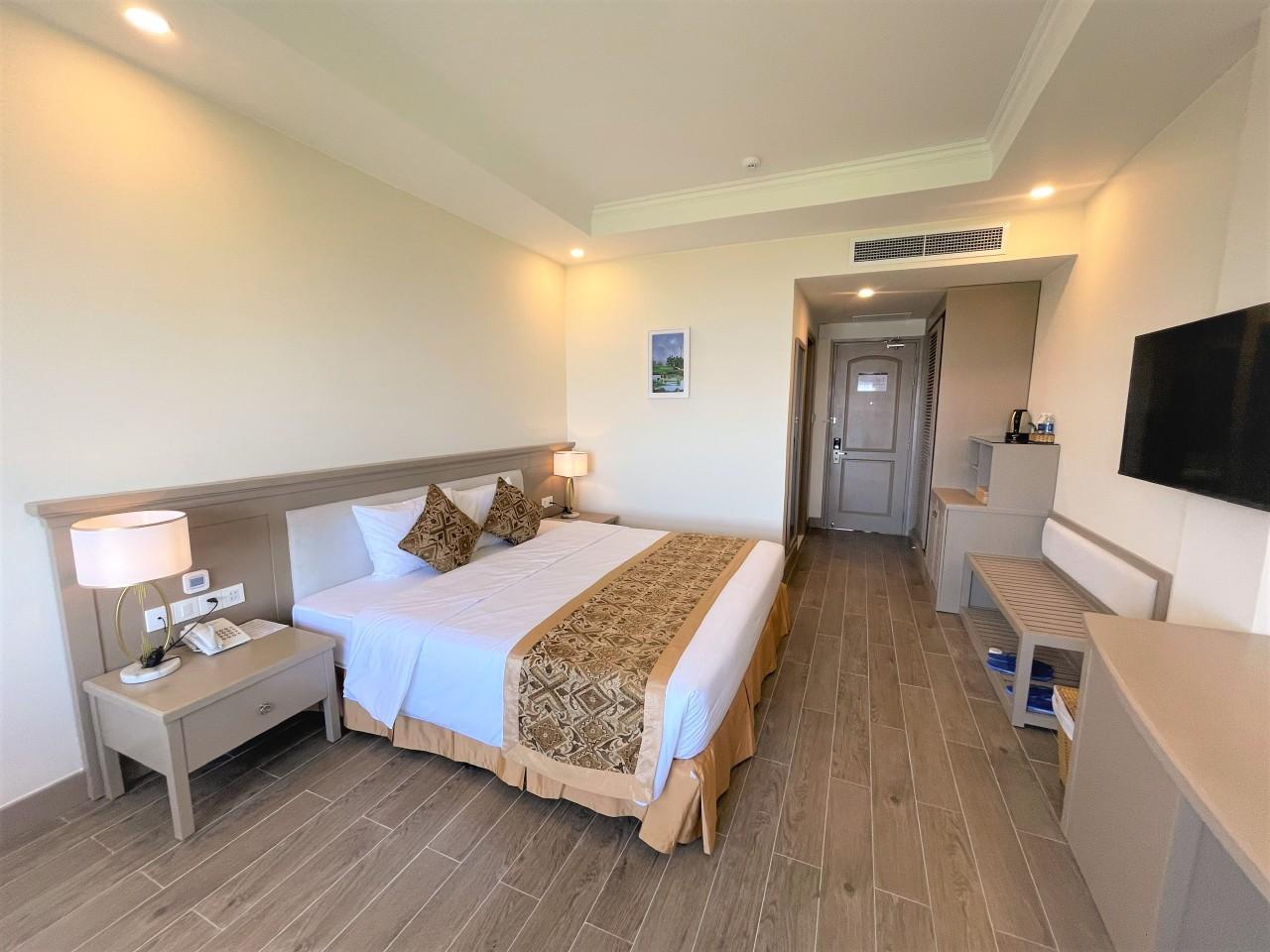 Hoa Binh Rach Gia Resort