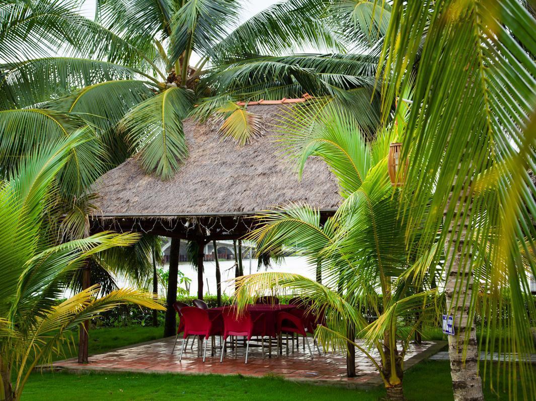 Hoa Binh Rach Gia Resort