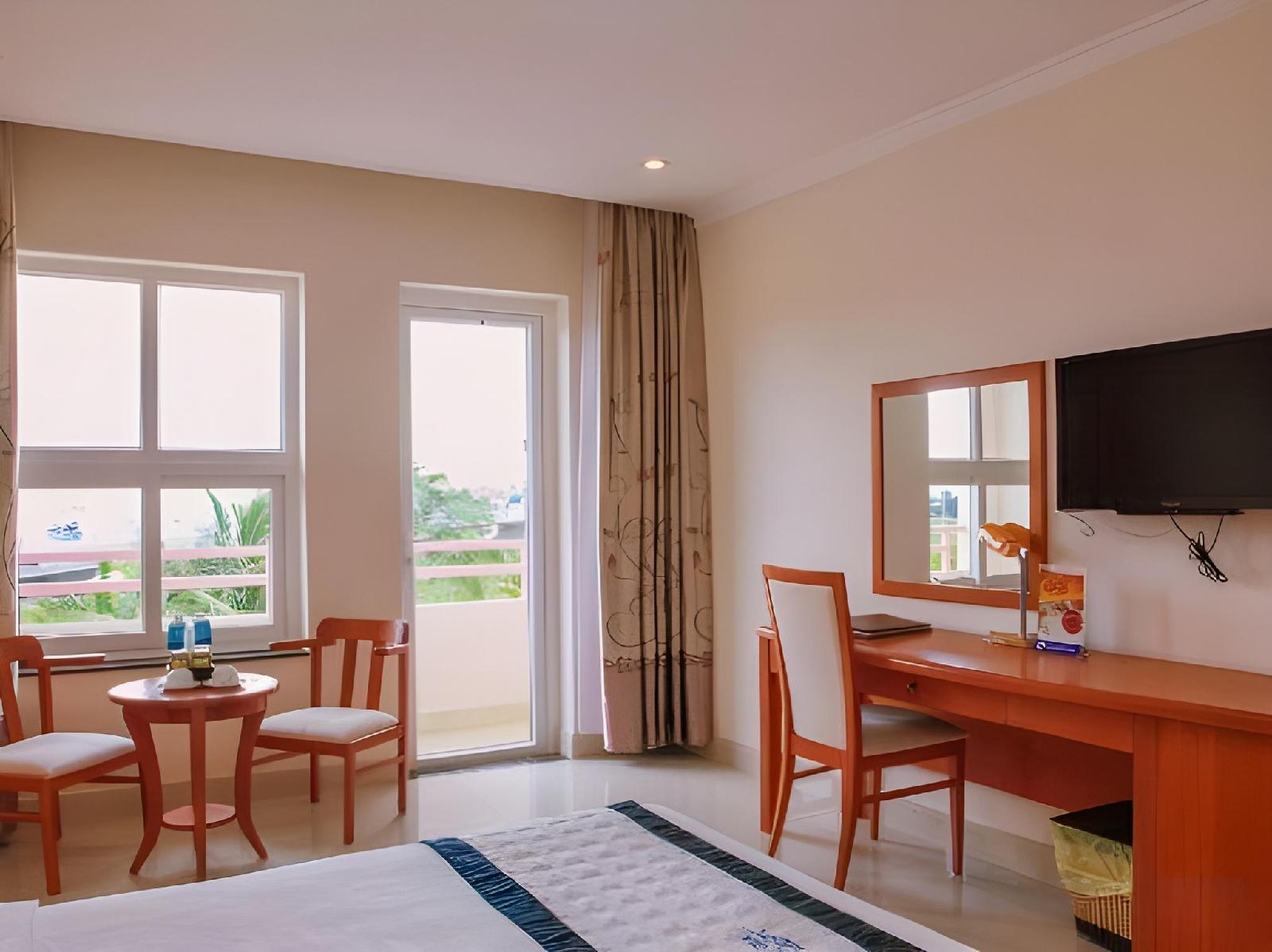 Hoa Binh Rach Gia Resort