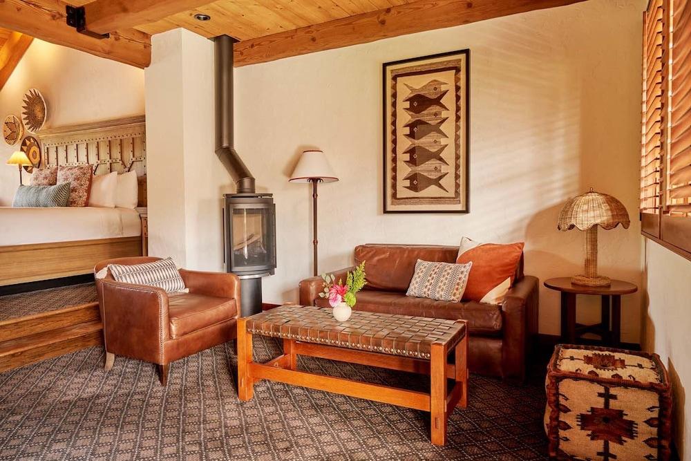 Rancho Caymus Inn
