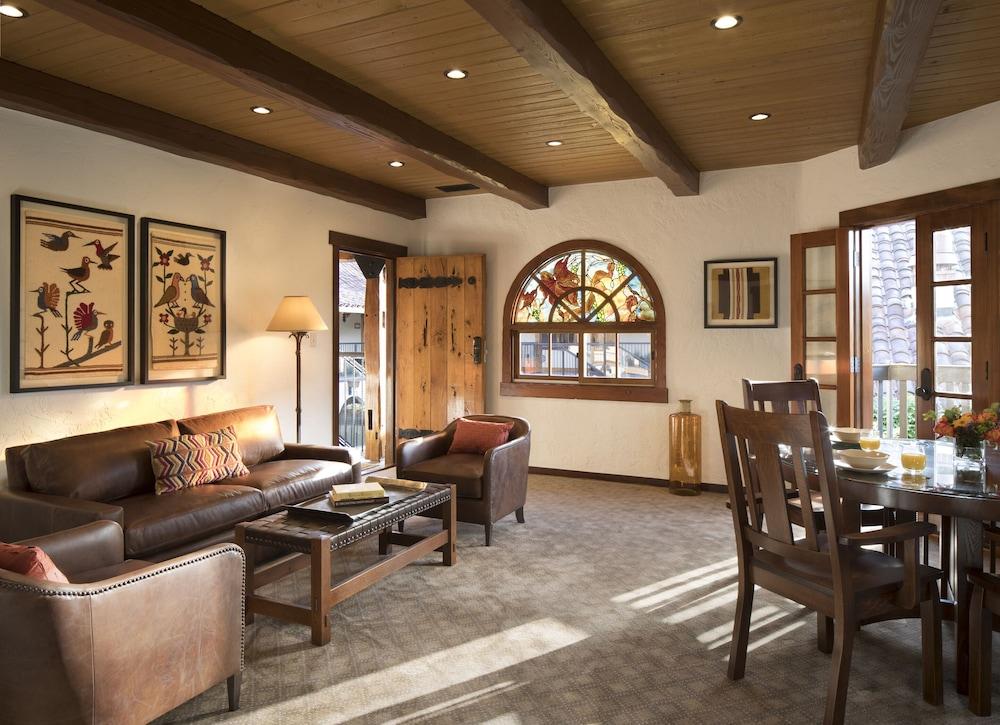 Rancho Caymus Inn