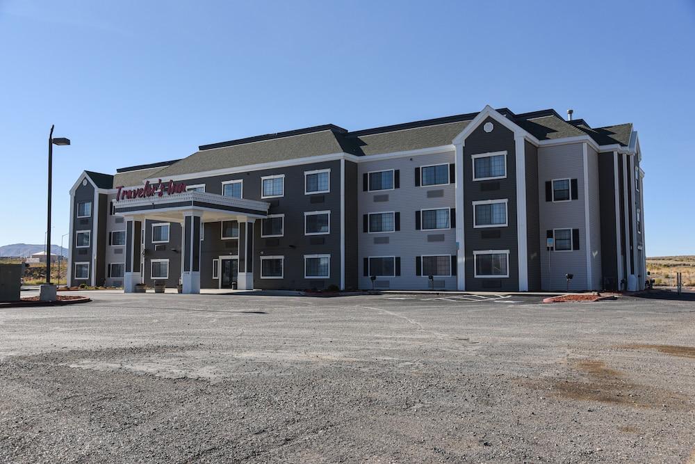 Traveler's Inn