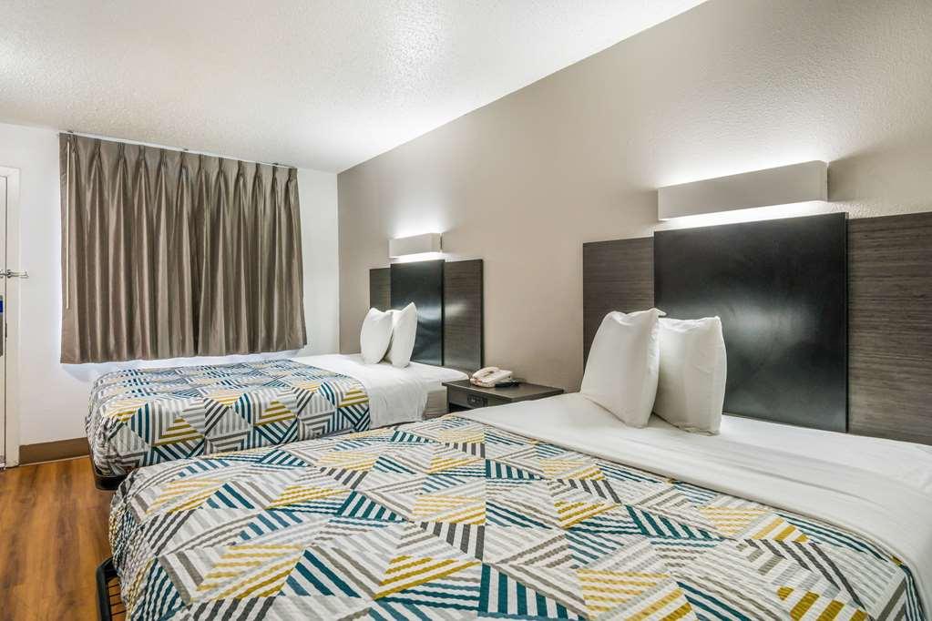 Motel 6 Dallas Irving