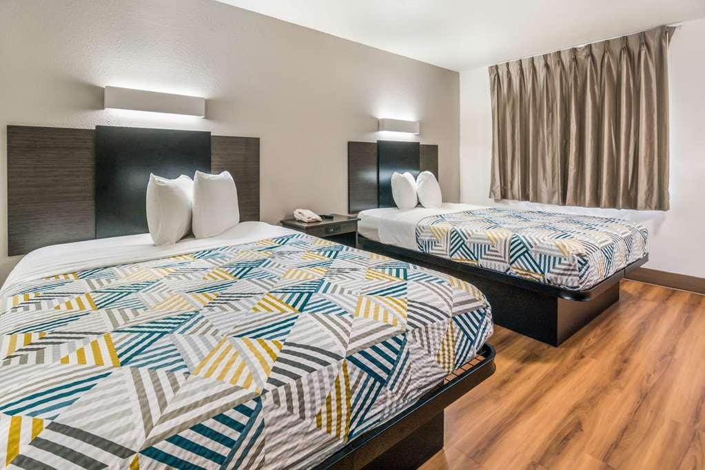 Motel 6 Dallas Irving