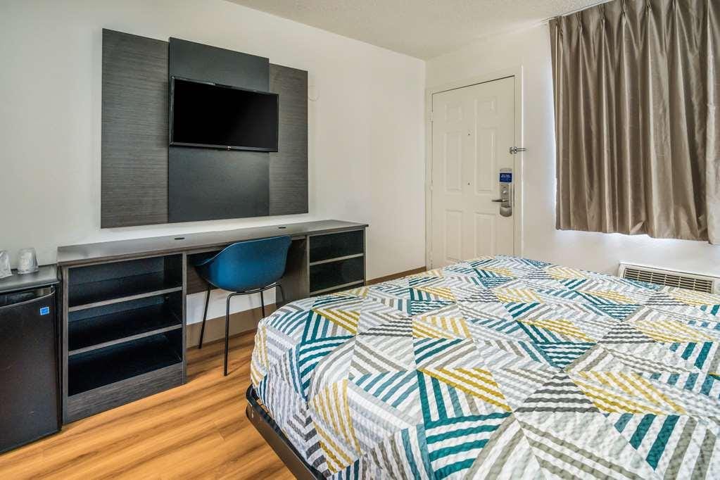 Motel 6 Dallas Irving