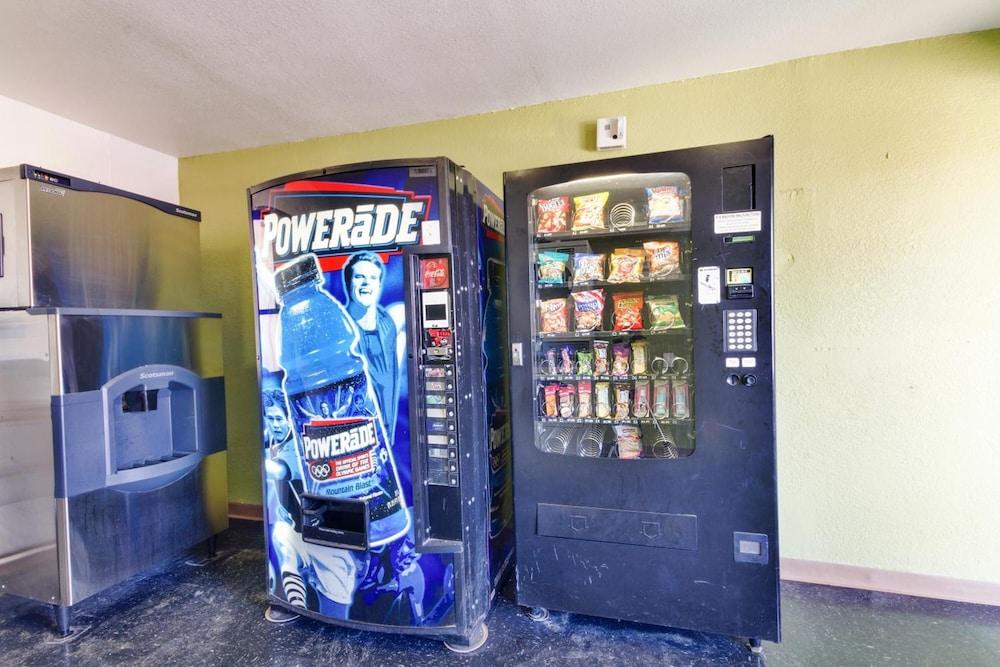 Motel 6 Dallas Irving