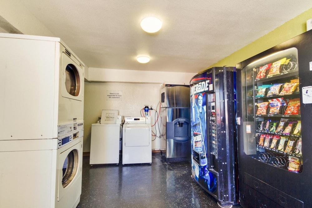 Motel 6 Dallas Irving