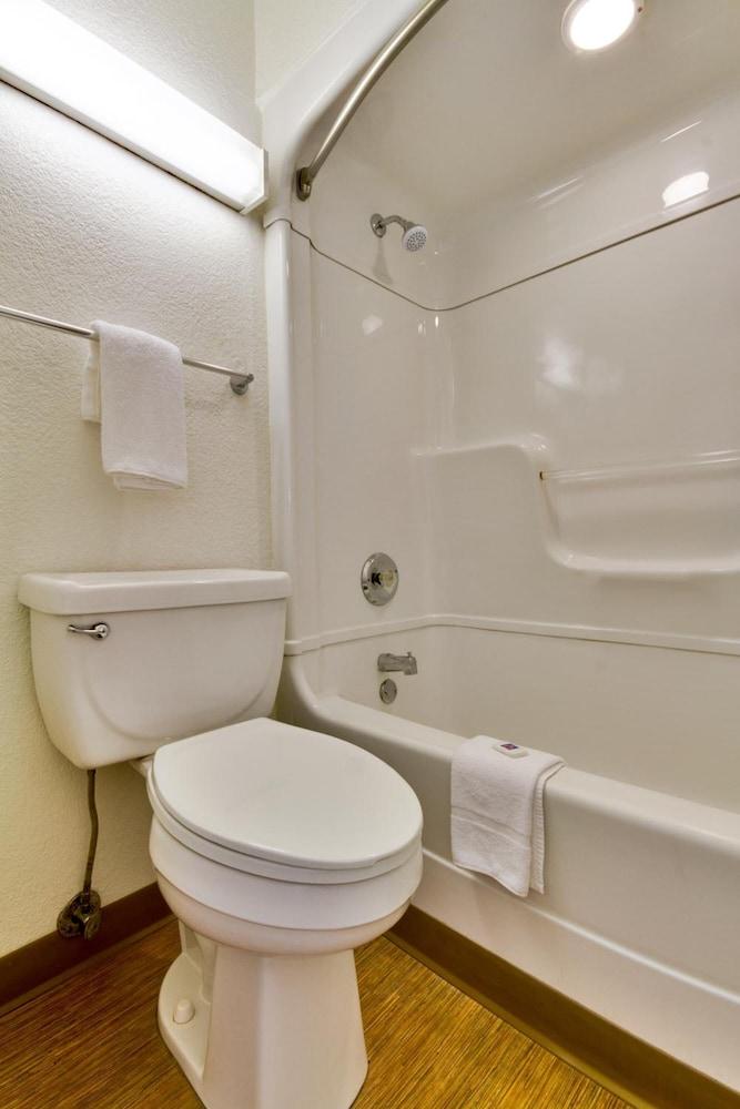 Motel 6 Dallas Irving