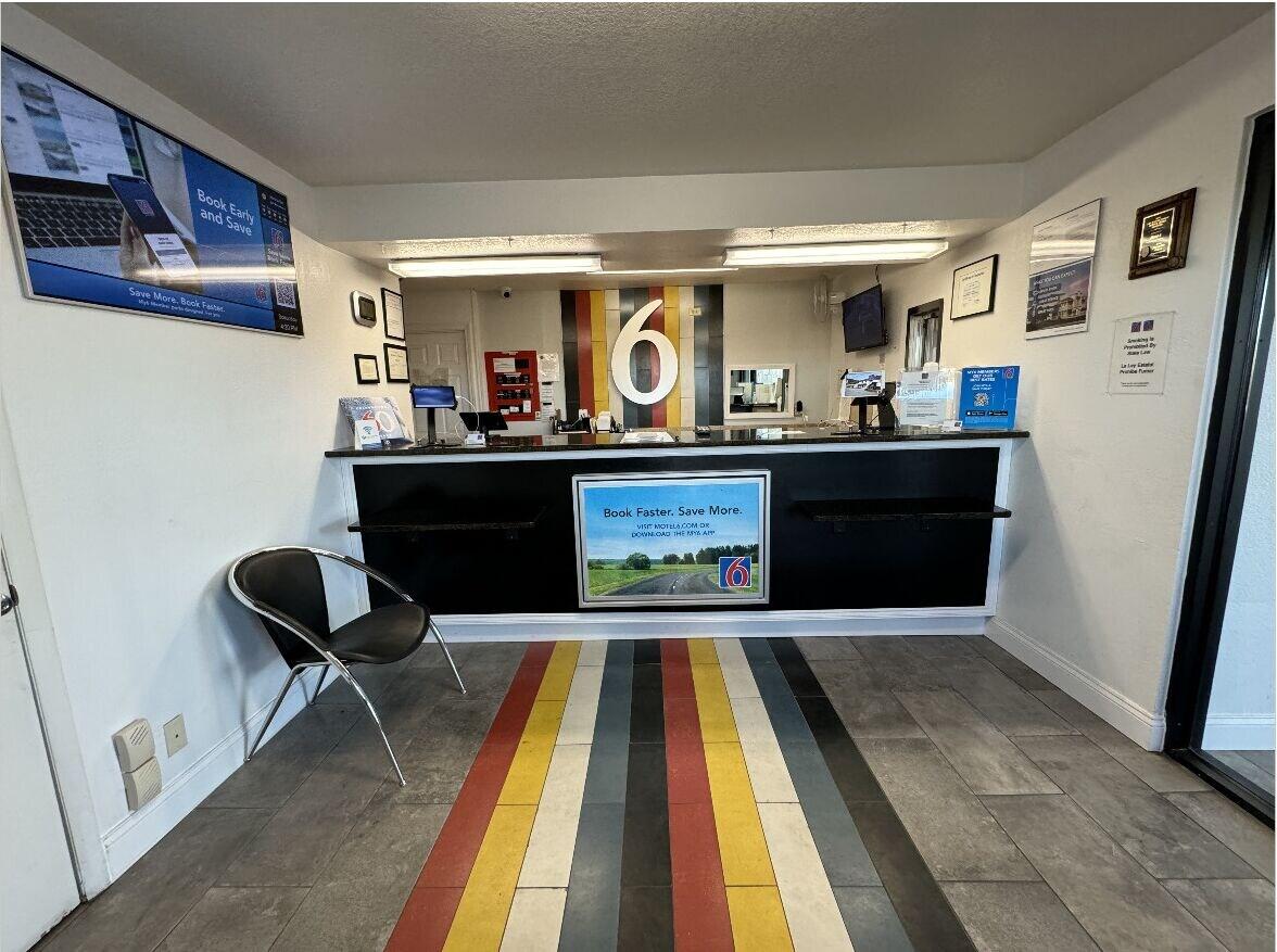 Motel 6 Janesville