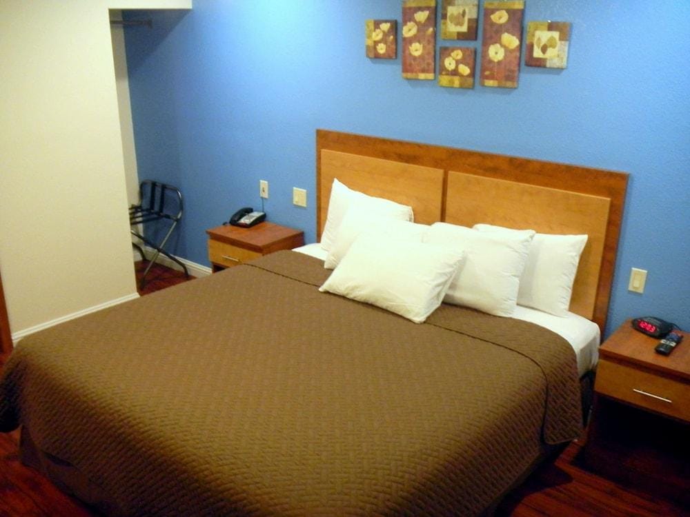 America's Best Inns & Suites Merced