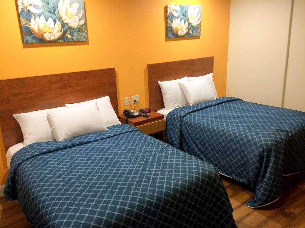 America's Best Inns & Suites Merced