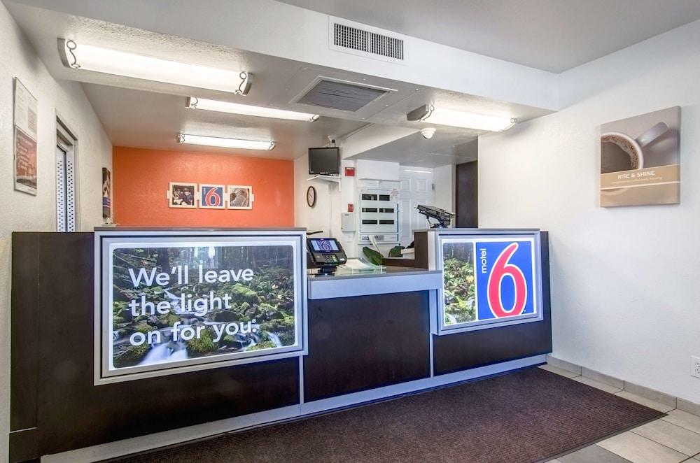 Motel 6 Centralia