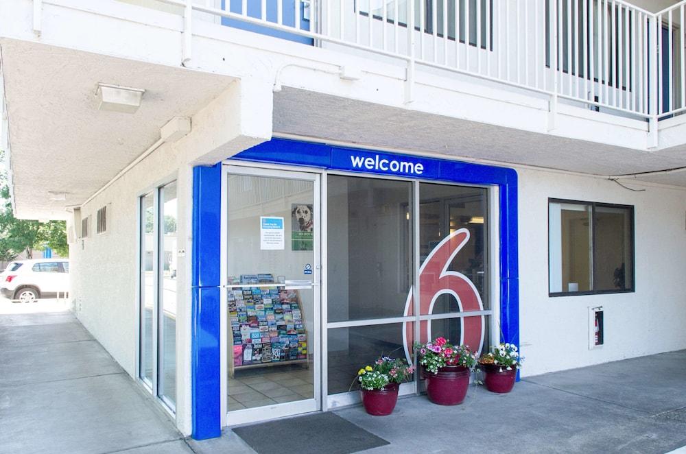 Motel 6 Centralia