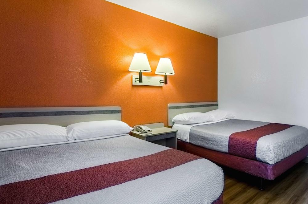 Motel 6 Centralia