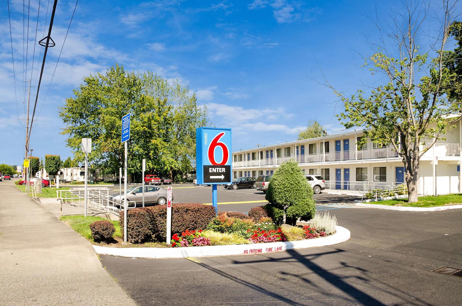 Motel 6 Tacoma Fife