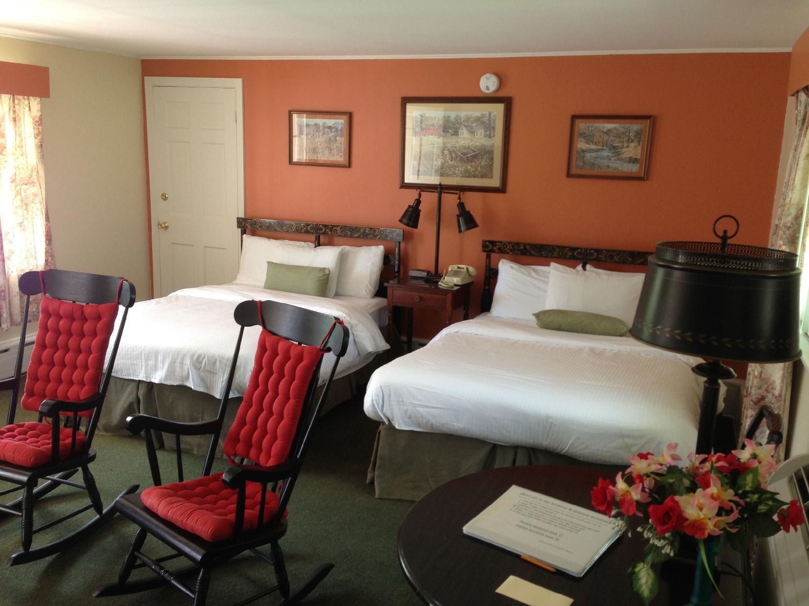 Four Winds Country Motel
