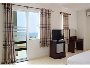 Long Beach Hotel