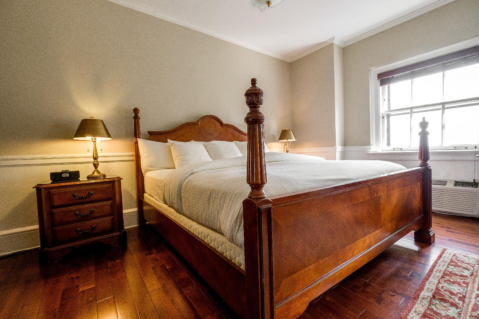 Hotel 340
