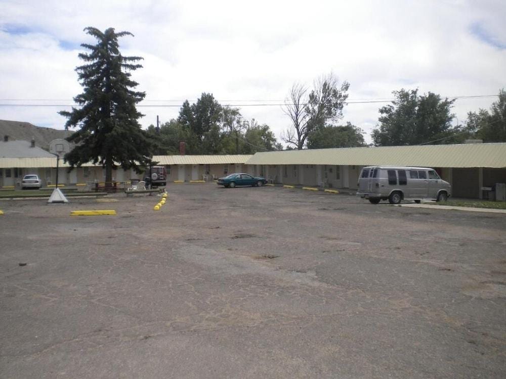 Riverside Motel