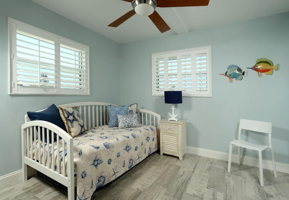Tuckaway Shores Oceanfront Resort
