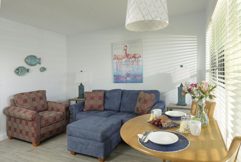 Tuckaway Shores Oceanfront Resort