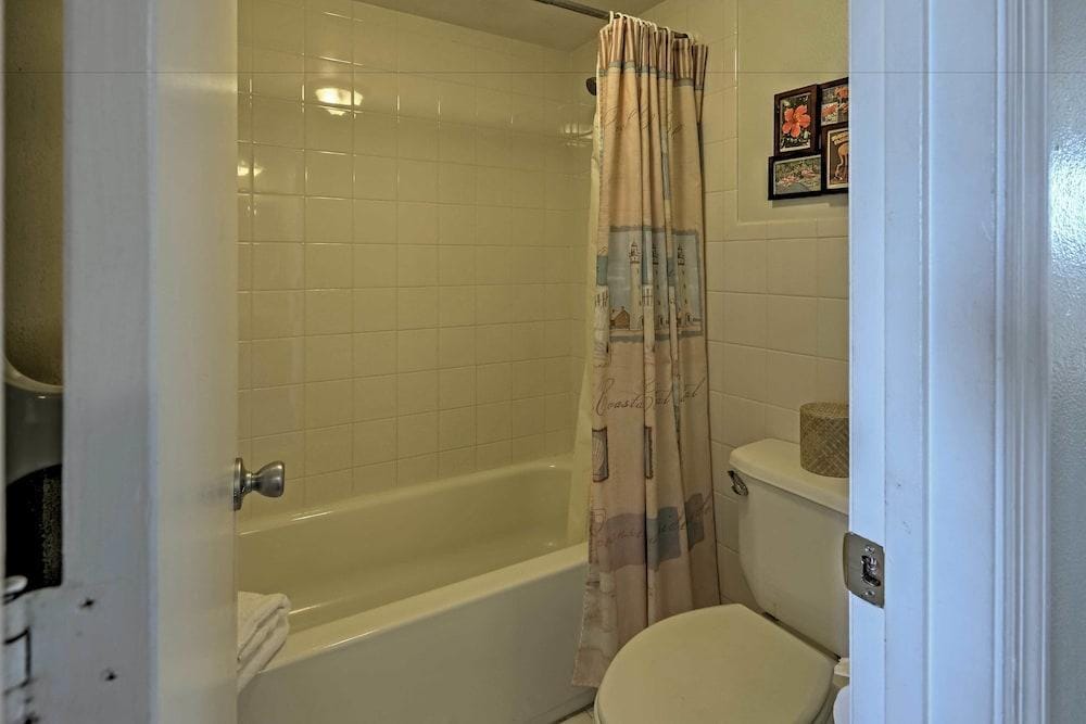 Tuckaway Shores Oceanfront Resort