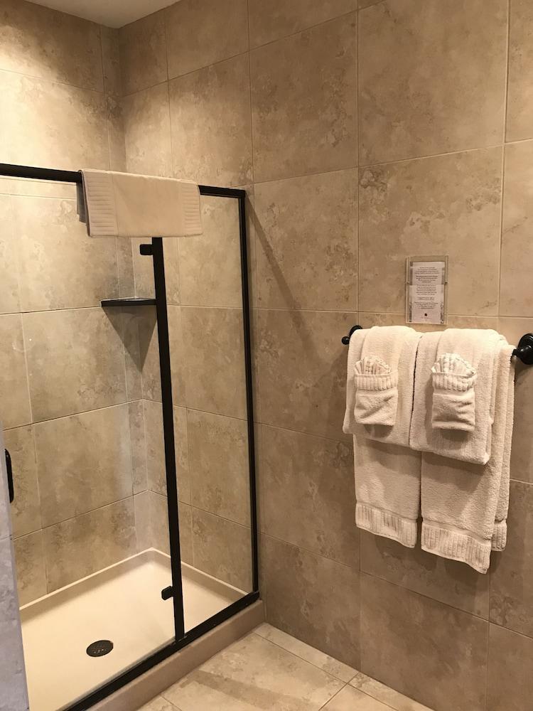 Eldridge Hotel