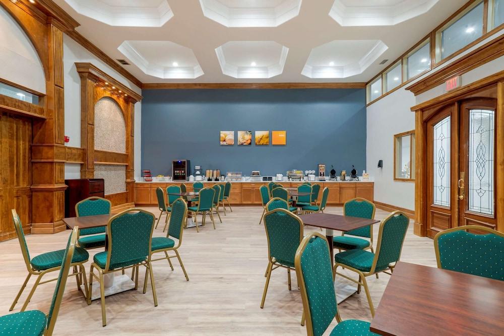 Comfort Inn Pensacola Near NAS Corry Station