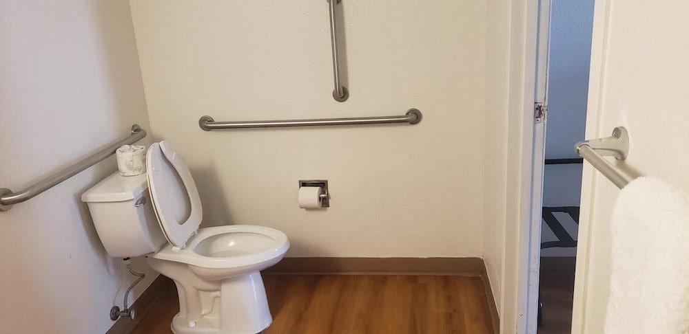 Motel 6 Destin