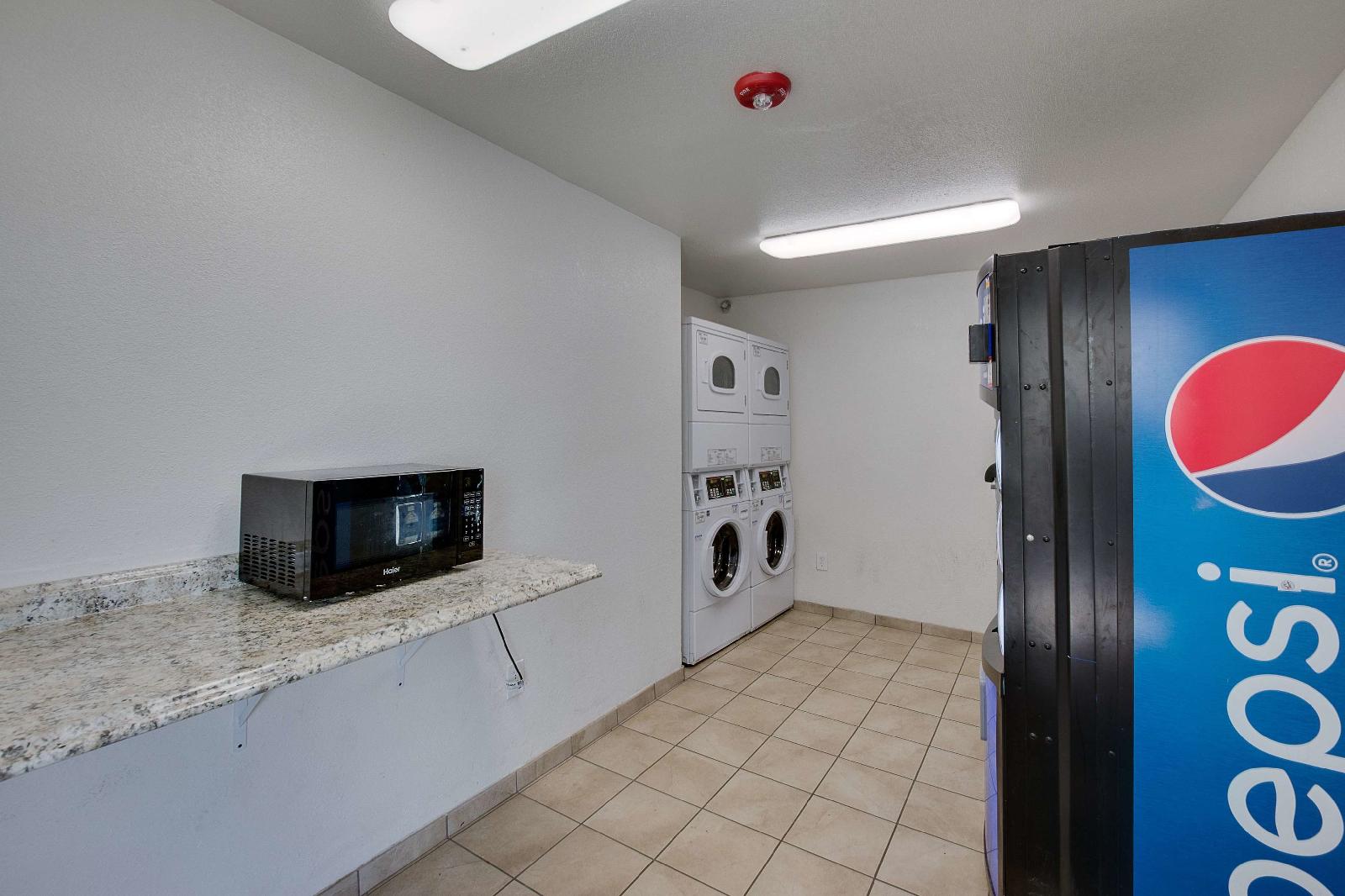 Motel 6 Columbia West