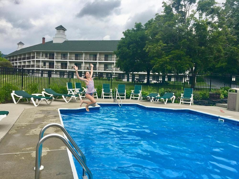 Fairbanks Inn