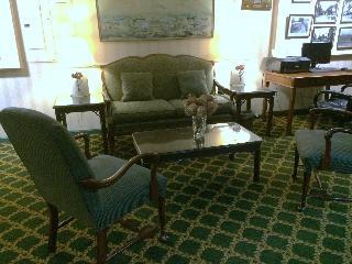 Fairbanks Inn