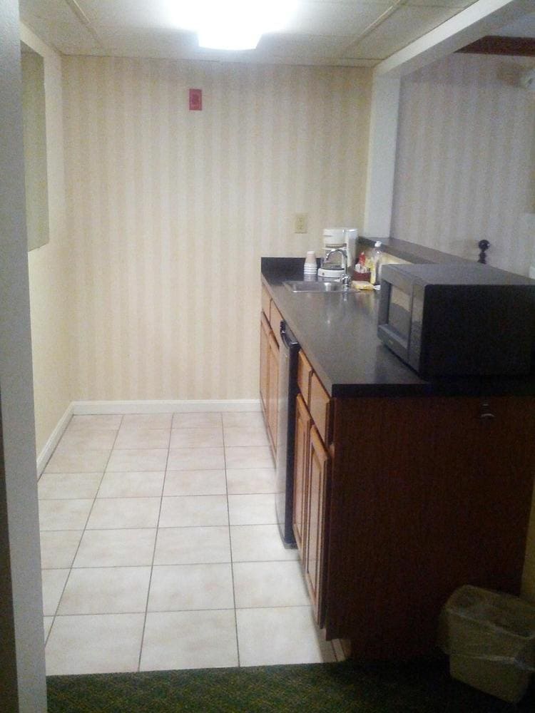 Fairbanks Inn