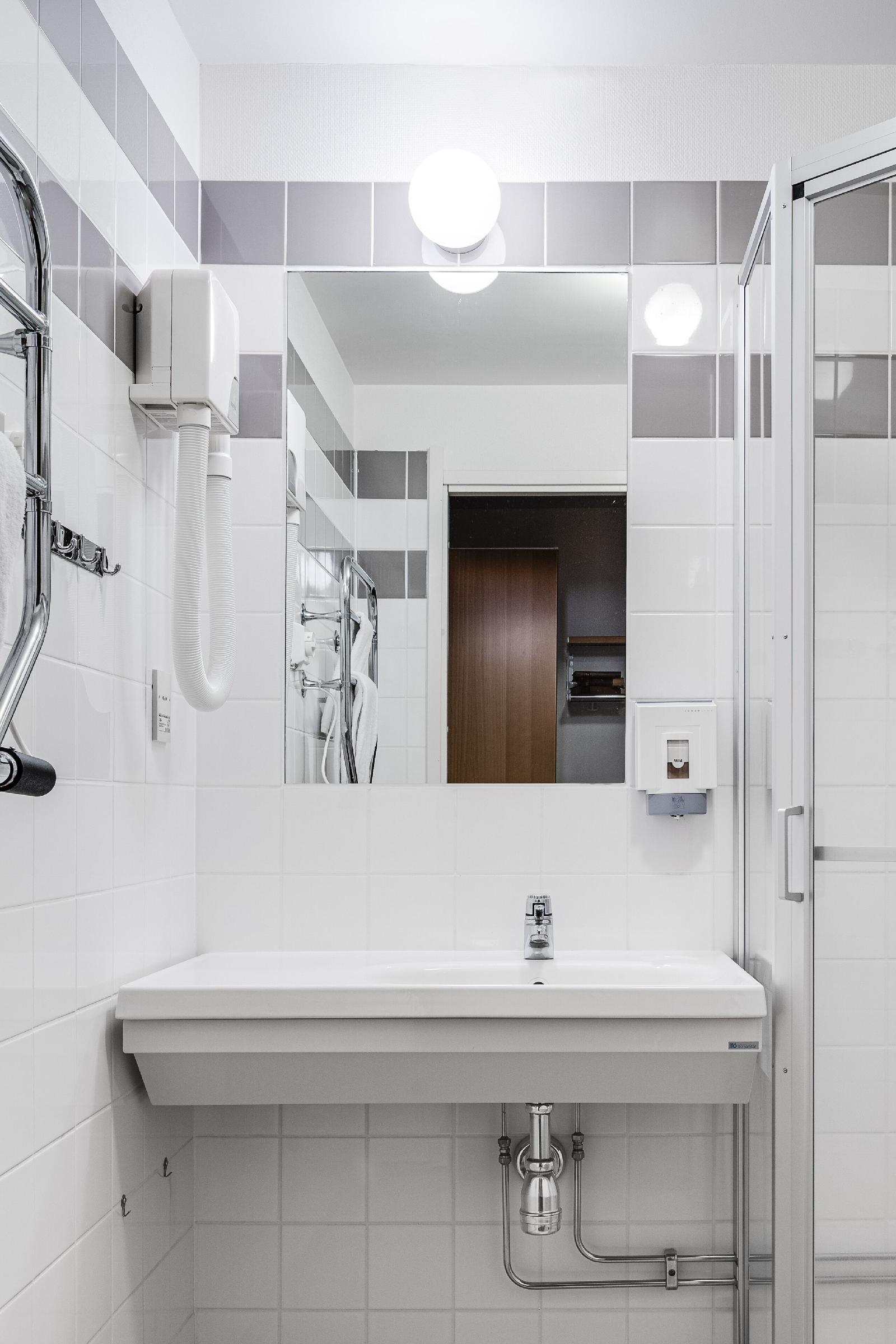 Medlefors Hotell  Folkhogskola och Konferens