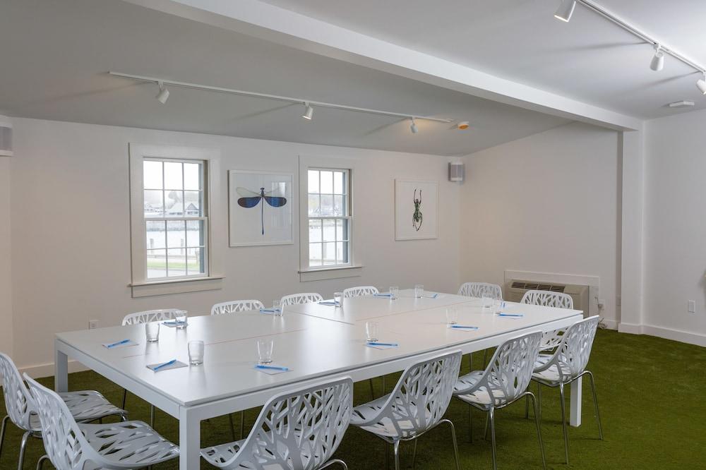 Martha's Vineyard Hotel