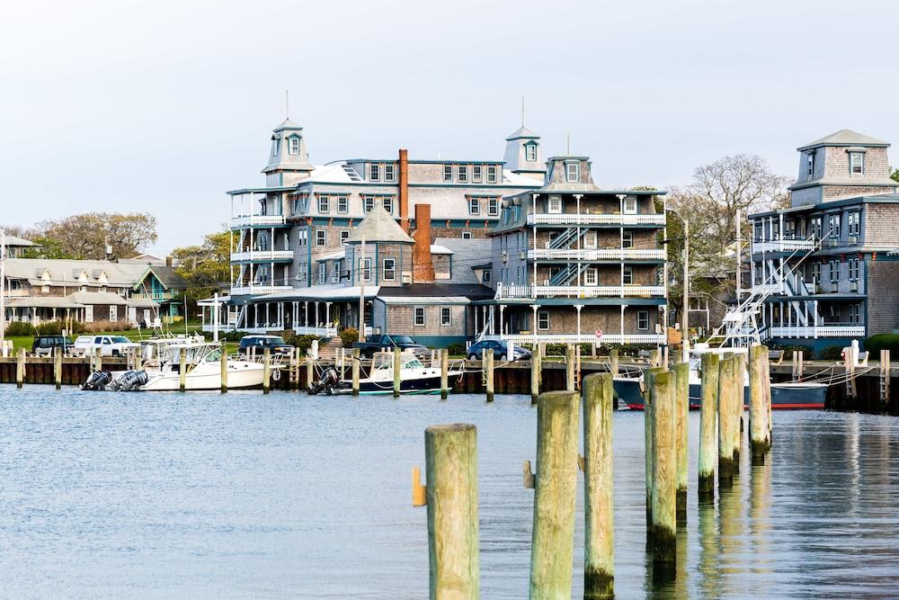 Martha's Vineyard Hotel