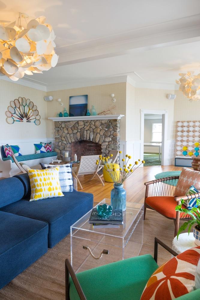 Martha's Vineyard Hotel