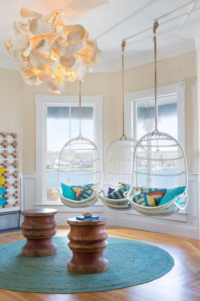 Martha's Vineyard Hotel