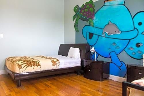 New York Moore Hostel