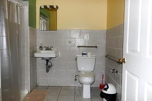 New York Moore Hostel