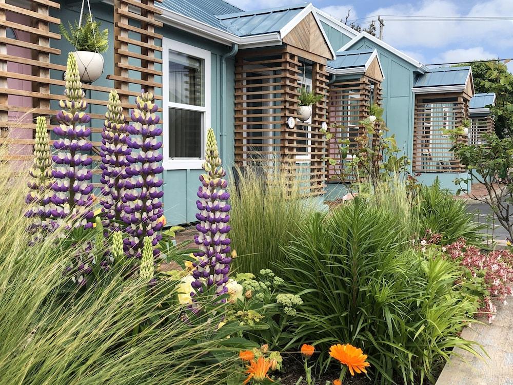 Inn At Haystack Rock