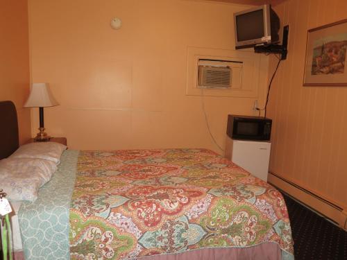 Pillow Talk Motel