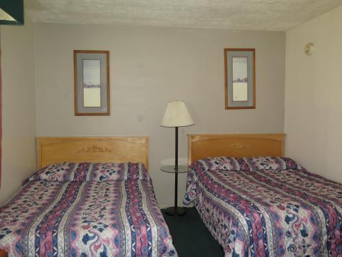 Pillow Talk Motel