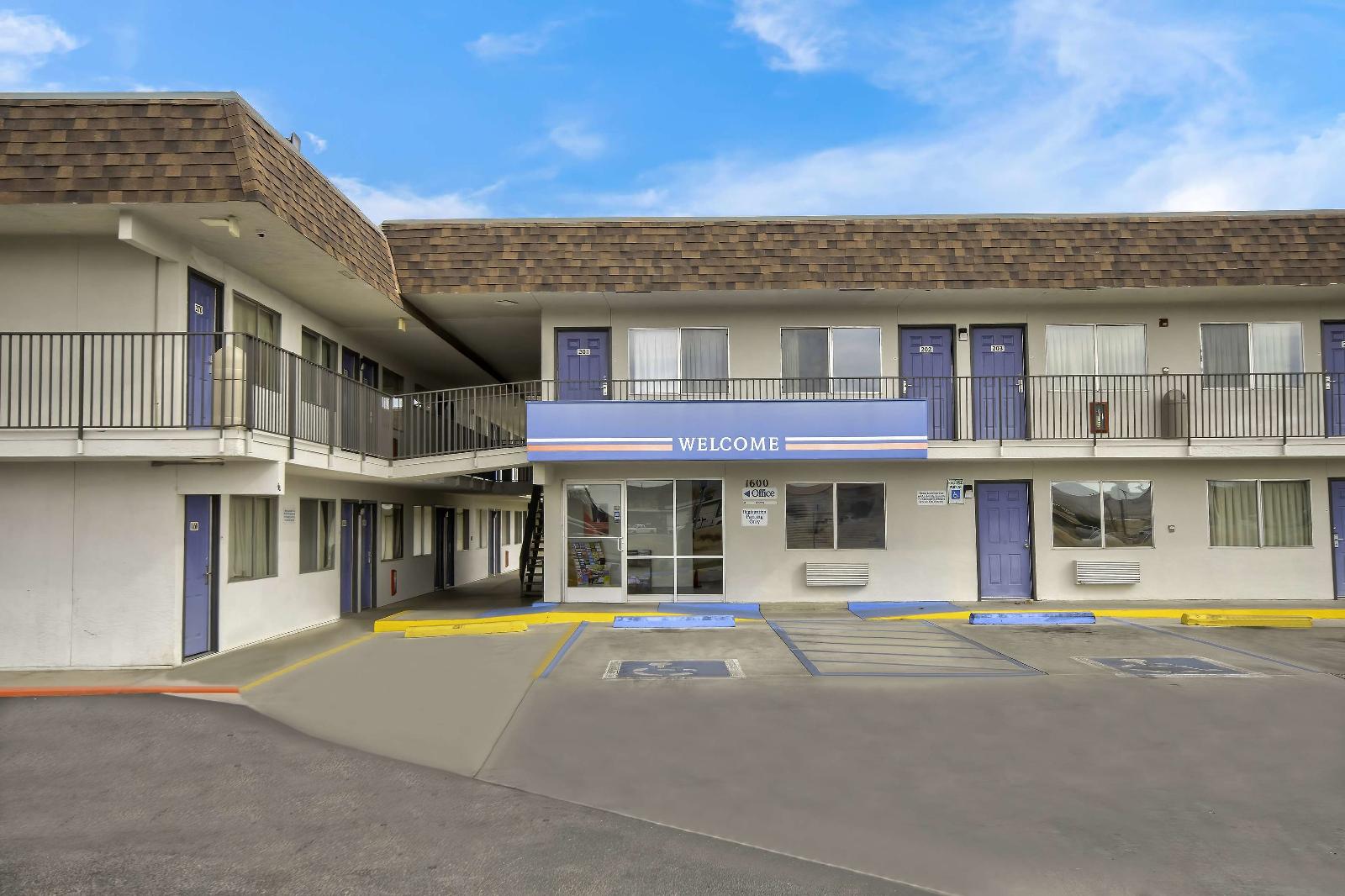 Motel 6 Farmington