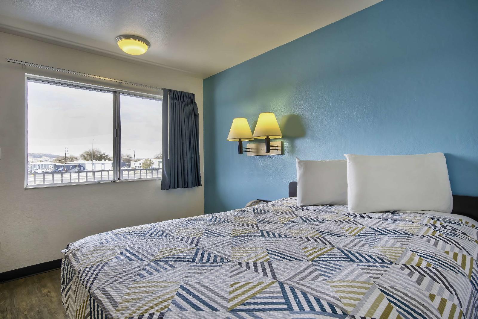 Motel 6 Farmington