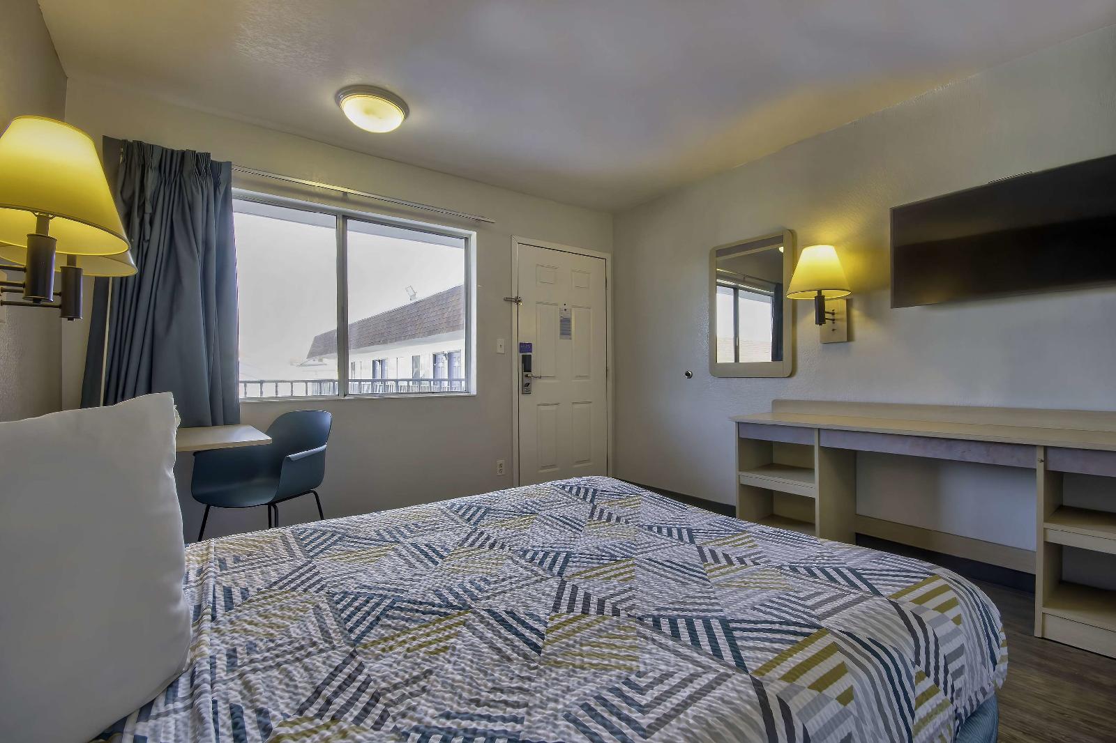 Motel 6 Farmington