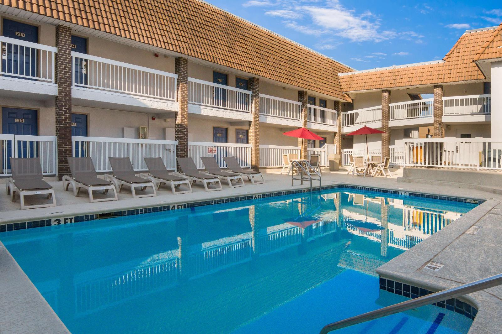 Motel 6 Dallas - Duncanville