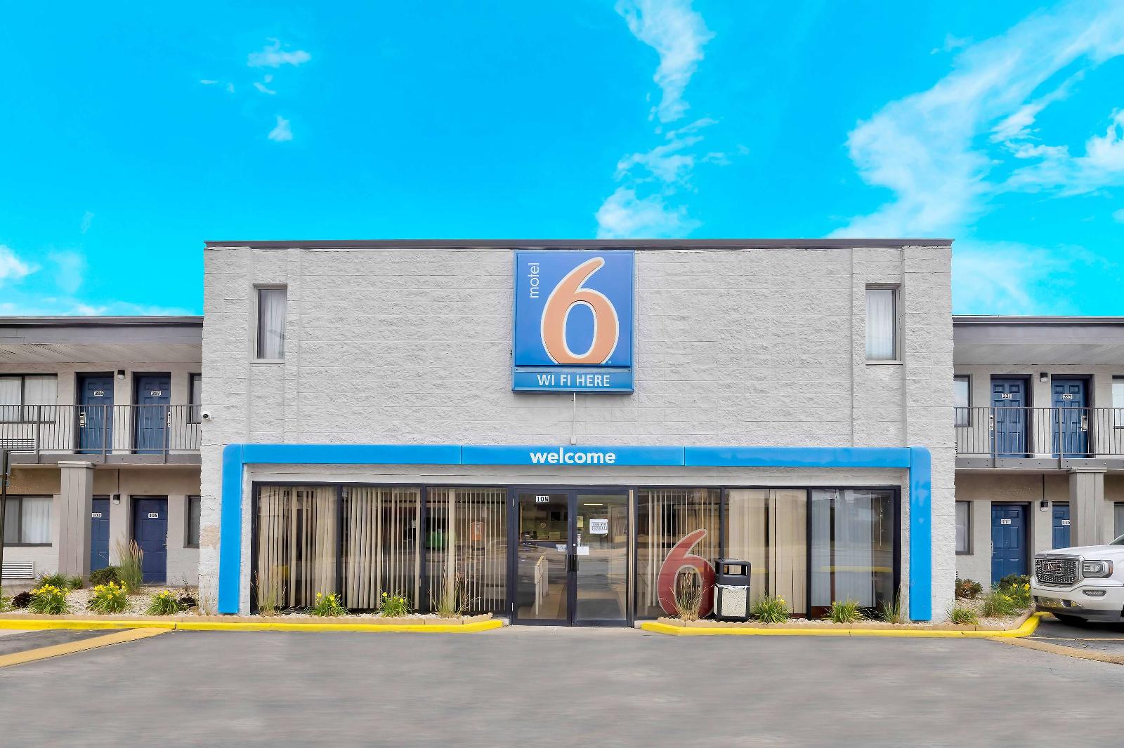 Motel 6 Chicago West Villa Park