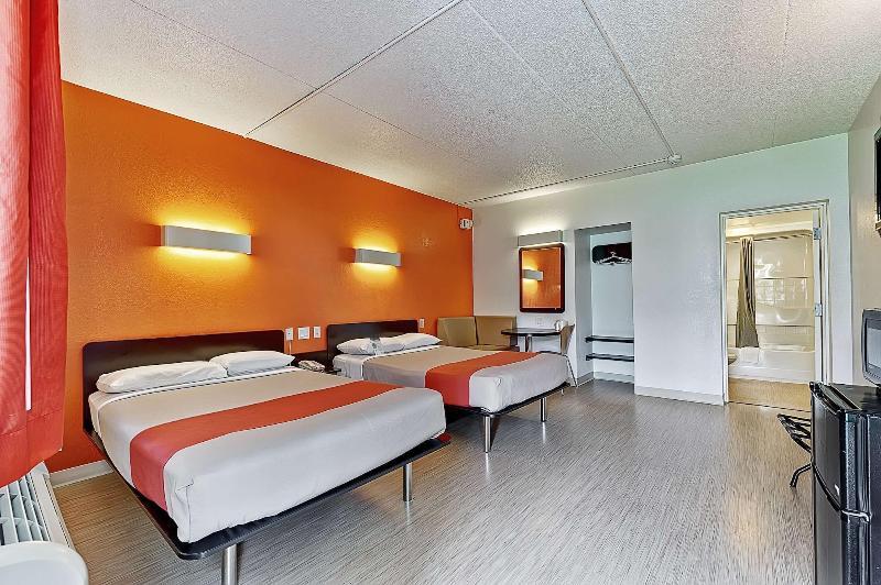 Motel 6 Chicago West Villa Park
