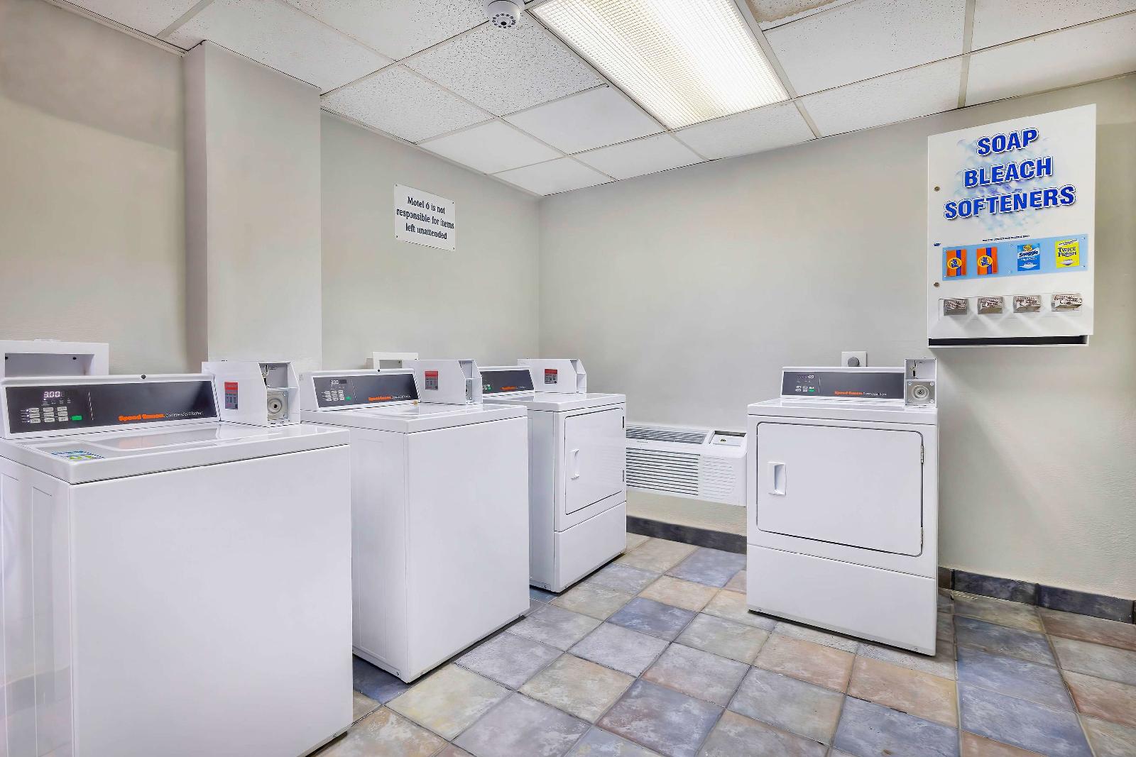 Motel 6 Chicago West Villa Park